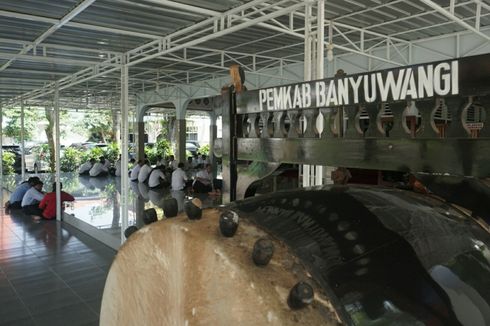 Tiap Rabu, Jamaah Masjid Babussalam Banyuwangi Dapat Makan Siang Gratis