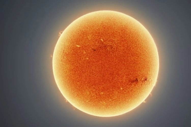 Ilustrasi Matahari. Bintik Matahari teramati capai jumlah tertinggi dalam 20 tahun terakhir.