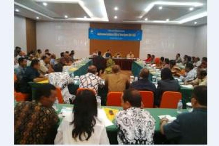 Dialog pendidikan Implementasi Kurikulum 2013 di Tahun Pelajaran 2014/2015, Sabtu (23/8/2014) lalu di Kupang, Nusa Tenggara Timur.
