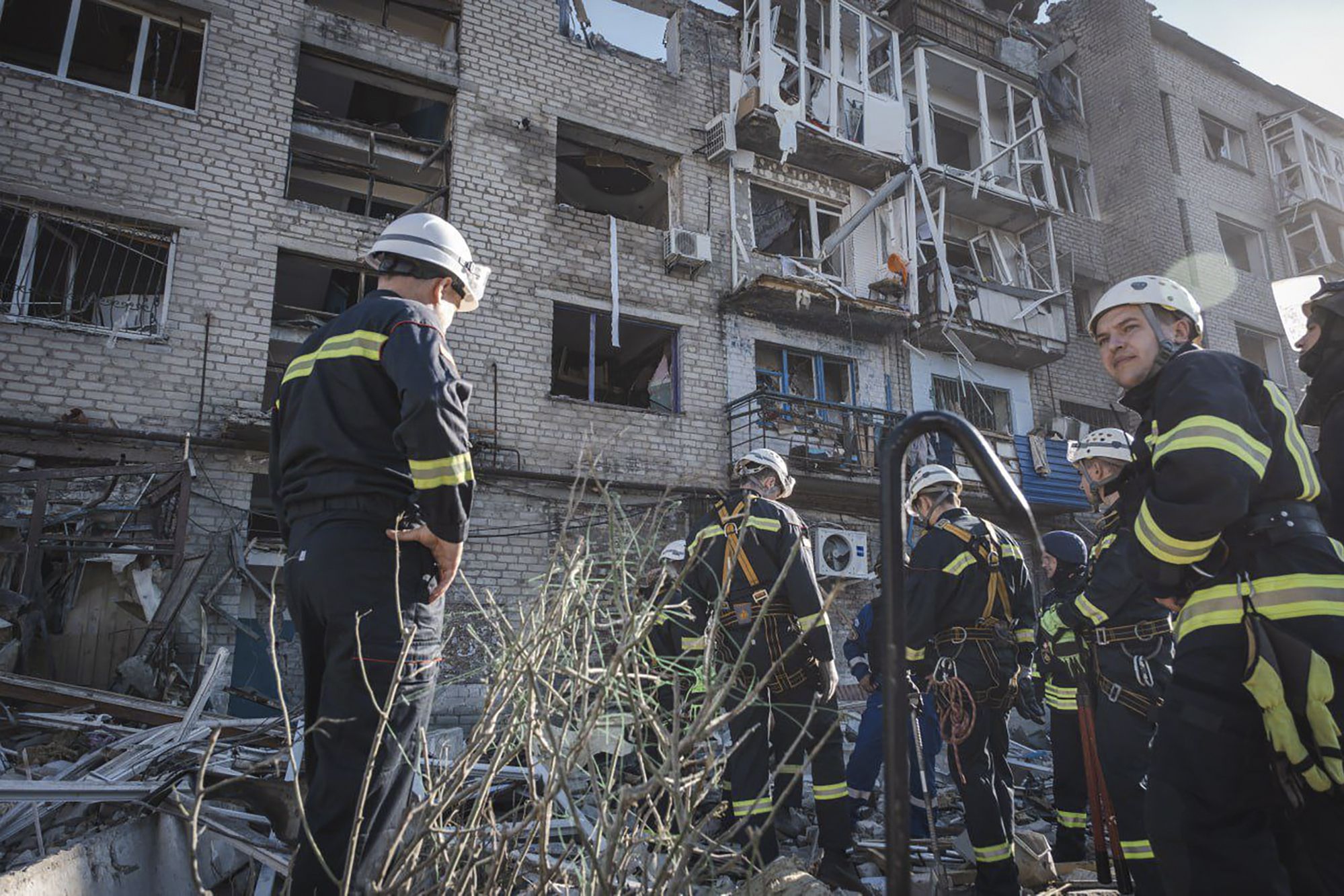 Rudal Rusia Hantam Apartemen Kota Pokrovsk Ukraina, 7 Orang Tewas