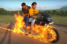 Video Viral Ghost Rider India, YouTuber Bakar dan Naiki Motornya