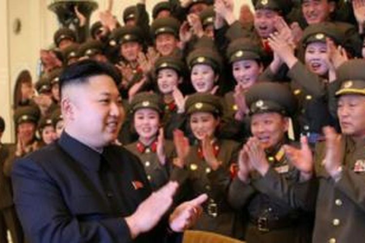 Penduduk Korea Utara 'wajib' memiliki potongan rambut Kim Jong-un. 