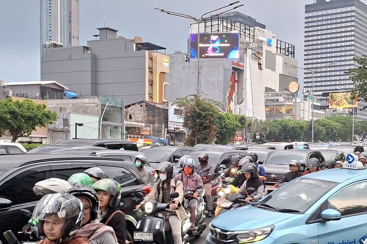 Daftar Jalan yang Berpotensi Macet Imbas Demo Buruh di Jakarta Hari Ini