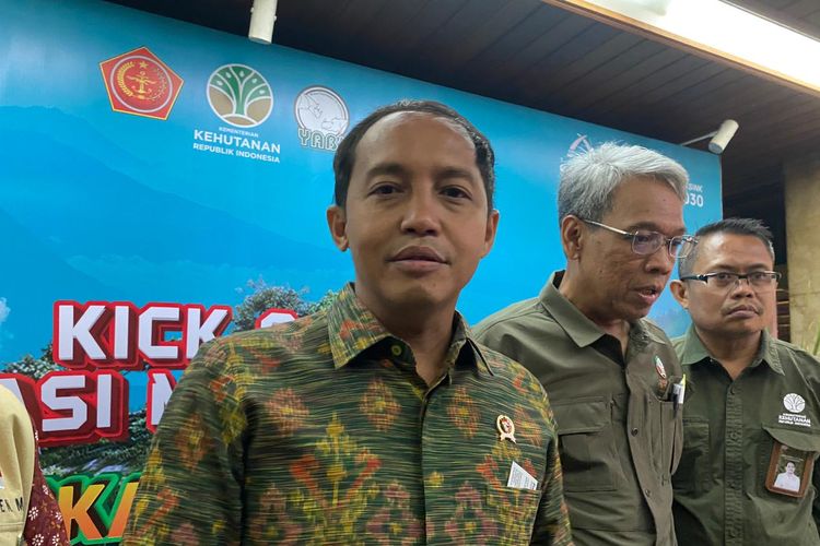 Siapa Azis Wellang? Sosok Tersangka Pembalakan Liar yang Main Domino Bareng Raja Juli Antoni