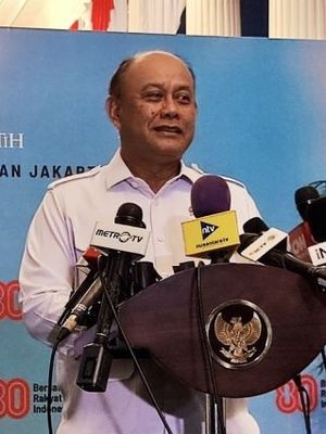 Kepala Badan Gizi Nasional (BGN) Dadan Hindayana jumpa pers mengenai perkembangan pelaksanaan program makan bergizi gratis (MBG) di Istana Kepresidenan RI, Jakarta, Selasa (12/8/2025).