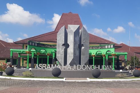 Alami Gangguan Jantung, Jemaah Haji Asal Sragen Diturunkan di Bandara Kualanamu Medan