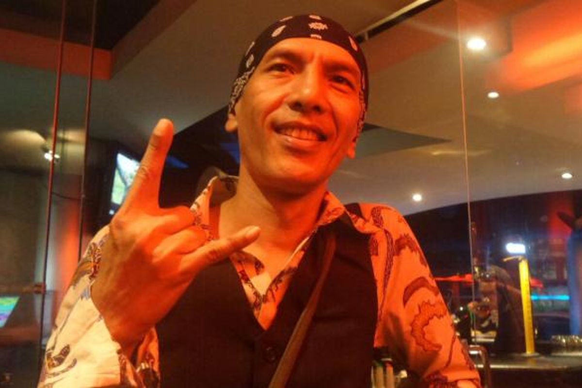 Yuke Sampurna diabadikan dalam sebuah acara amal di Rolling Stone Cafe, Ampera Raya, Jakarta Selatan, Senin (26/9/2016).