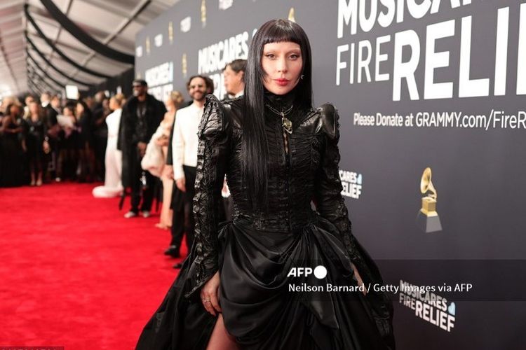 Lady Gaga di gelaran penghargaan musik Grammy Awards ke-67, di Crypto.com Arena, Los Angeles, pada Minggu (2/2/2025).