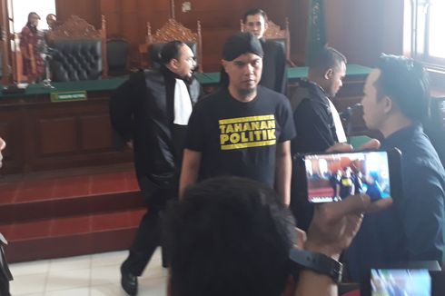 Ibunda Ahmad Dhani Jatuh Sakit Memikirkan Kasus Anaknya