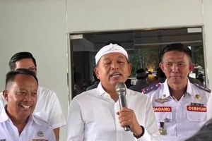 Dedi Mulyadi Serahkan Kompensasi Rp 1 Juta untuk Angkot di Puncak Bogor, Sopir: Terima Kasih Bapak Aing