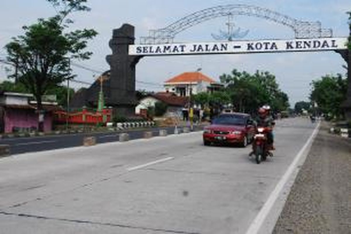 Suasana Jalan Pantura Kendal