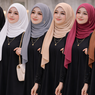 Tren Ramadhan 2026: Padu Padan Gamis Hitam dengan Warna Hijab Ini Bikin Tampilan Makin Stunning
