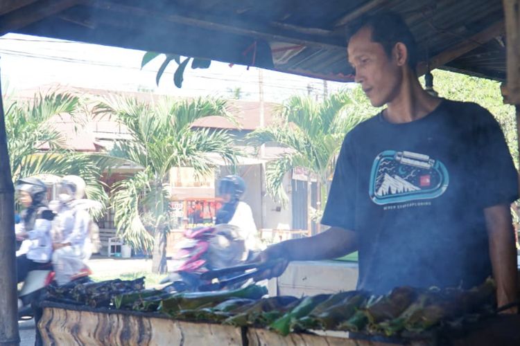 Kisah Pedagang Makanan Tradisional di Padang, Jaga Cita Rasa Autentik di Tengah Gempuran Jajanan Kekinian