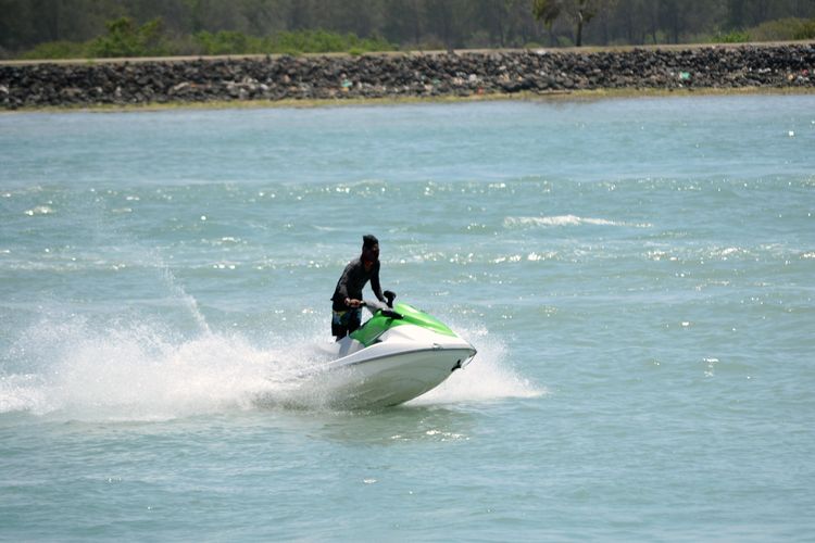 Jet ski di Tanjung Benoa bali.