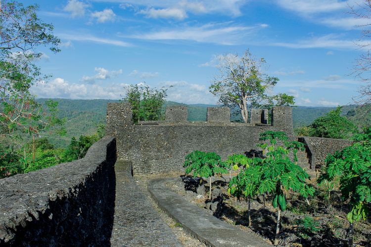 Benteng Kesultanan Buton, wisata sejarah di Kabupaten Buton.