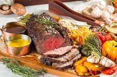 PELNI-Polri Lepas 237 Personel dan Bantuan Logistik Via KM Egon ke Sumatera