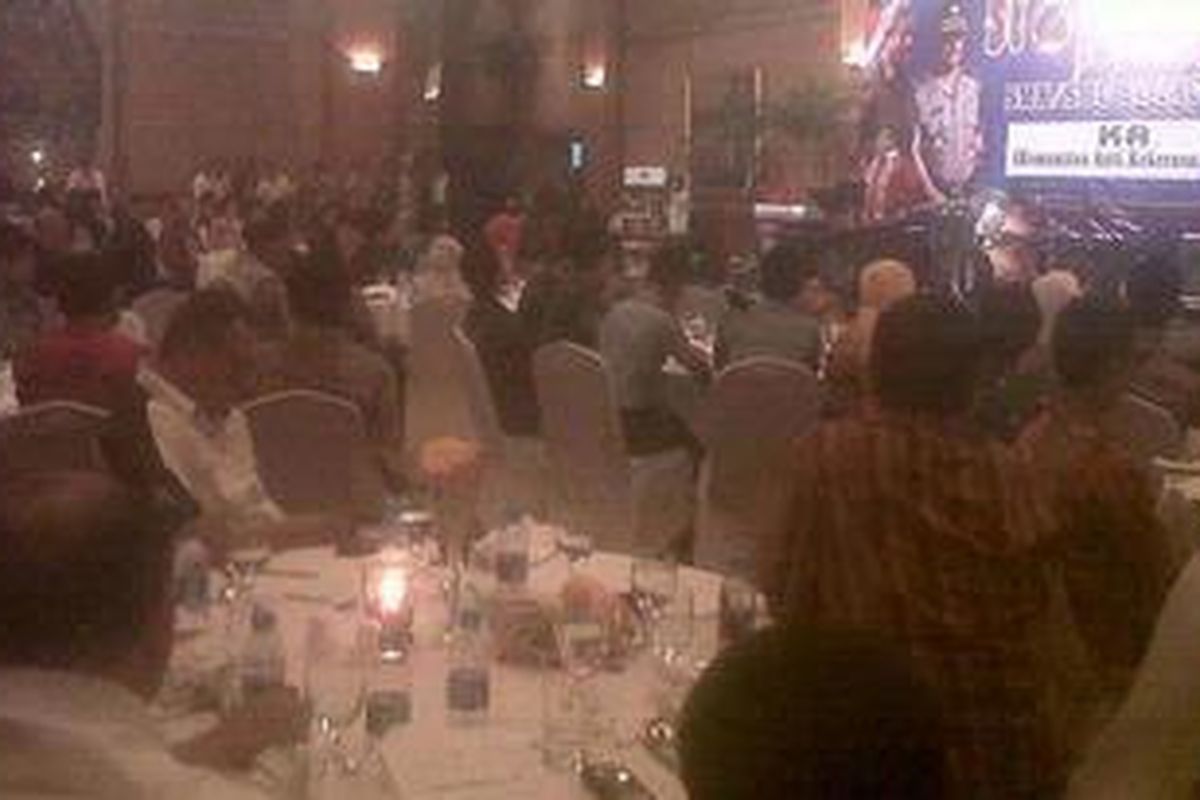 Suasana mediasi Menteri Pendidikan dan Kebudayaan (Mendikbud) Mohammad Nuh, bersama Kapolda DKI Jakarta, Kepala dan Komite SMA-SMK se-DKI Jakarta, membahas aksi tawueran antarpelajar, di Hotel Sultan Jakarta, Selasa (2/10/2012).