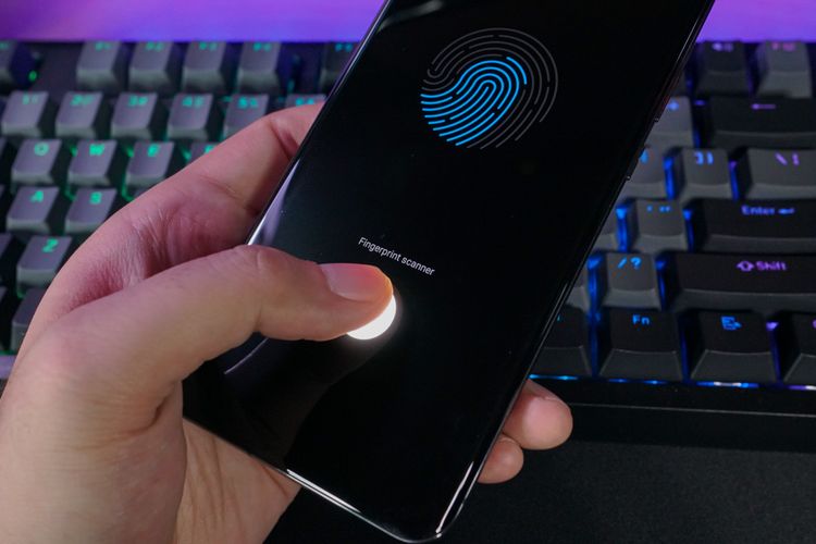 Pemindai sidik jari optical terintegrasi di layar Xiaomi Mi 11 Ultra
