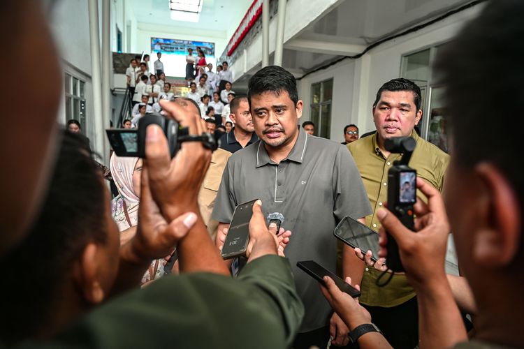 43 Mahasiswa Poltekkes Gunungsitoli Berhenti Kuliah karena Biaya, Bobby Siapkan Beasiswa