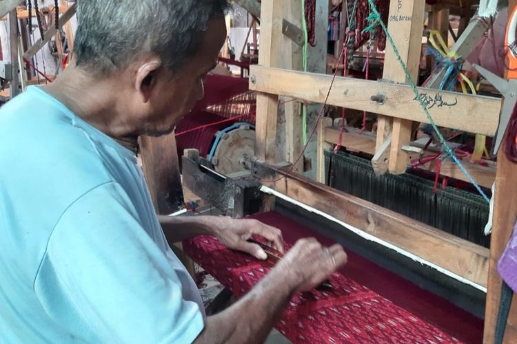Tenun Ikat Bandar Kidul Kediri