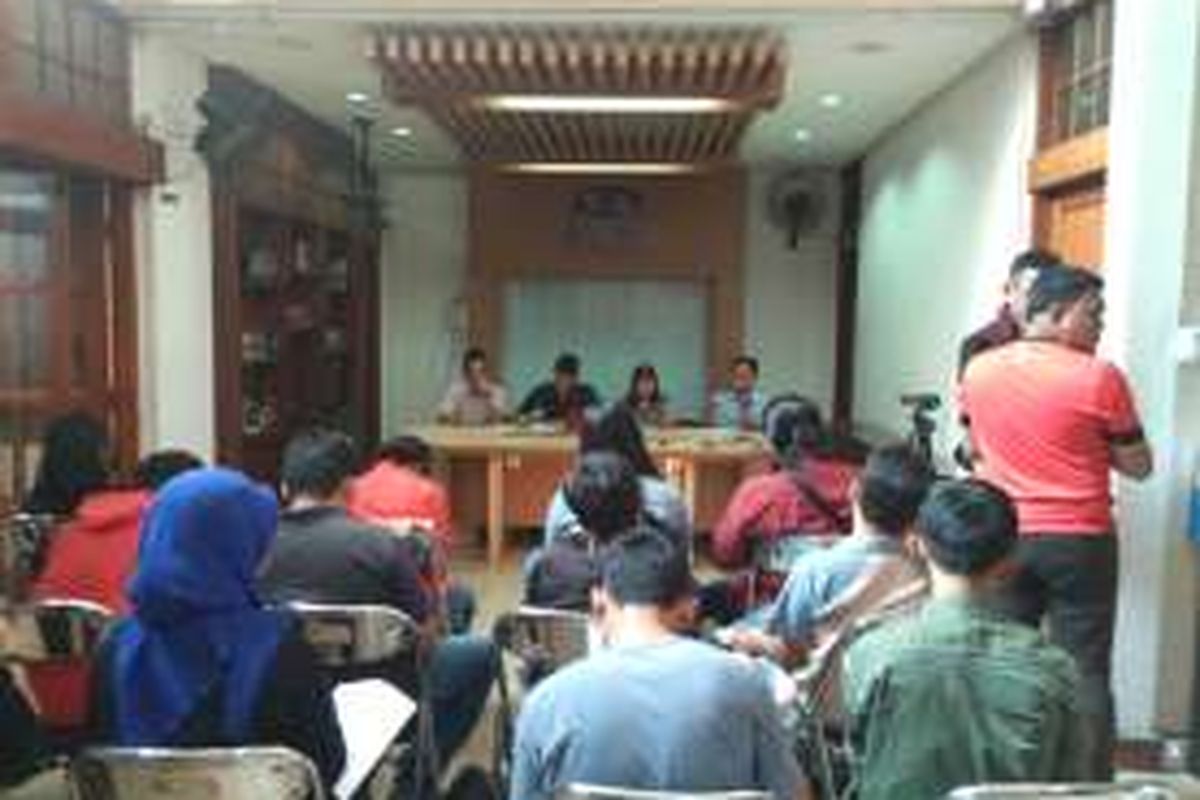 Konferensi pers Indonesia Corruption Watch (ICW) terkait dana relawan bermasalah, Jumat (24/6/2016).