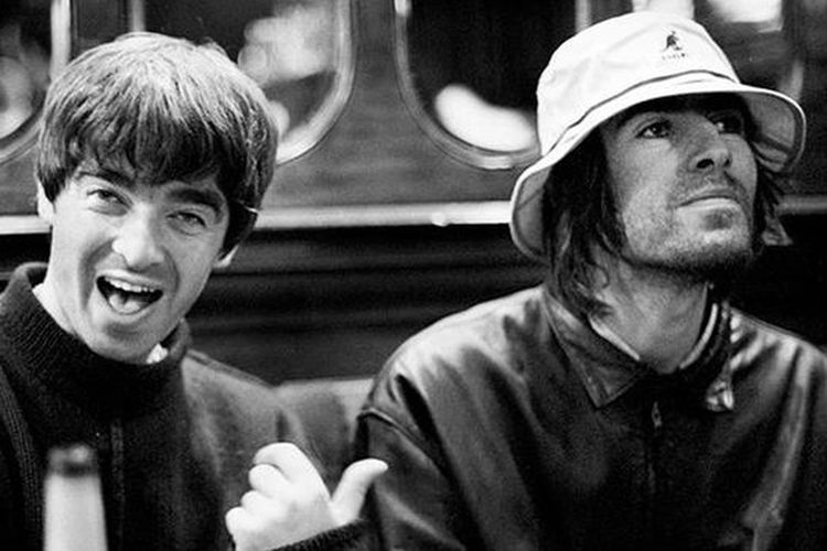Liam dan Noel, dua pentolan dari grup band Oasis