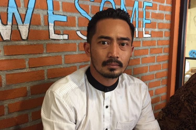 Artis peran Yama Carlos saat ditemui di kawasan Ciputat, Tangerang Selatan, Selasa (21/8/2018).