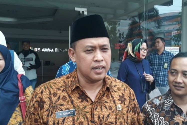 Wakil Wali Kota Bekasi Tri Adhianto kepada awak media di Rumah Sakit Global Awal Bros, Jalan KH. Noer Ali, Kota Bekasi, Kamis (27/9/2018).