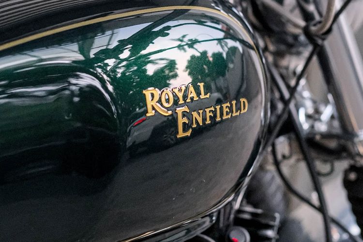 Royal Enfield в фильме Бенджамин Баттон