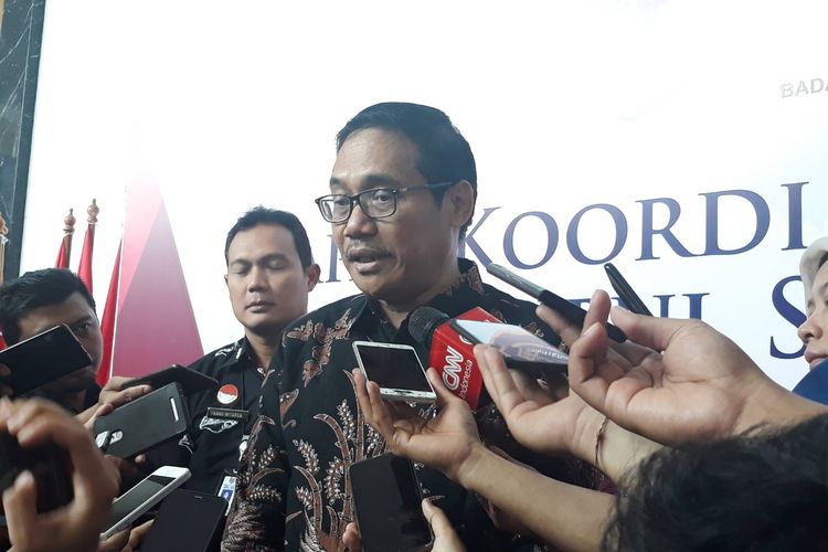 Kepala Badan Pembinaan Ideologi Pancasila (BPIP) Hariyono  usai rapat koordinasi nasional Simpul Strategis Pembumian Pancasila di Jakarta Pusat, Rabu (16/10/2019).