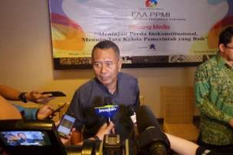Kepala Biro Hukum Kemendagri Widodo Sigit Pudjianto seusai menjadi narasumber dalam diskusi di Cikini, Jakarta, Minggu (5/6/2016).