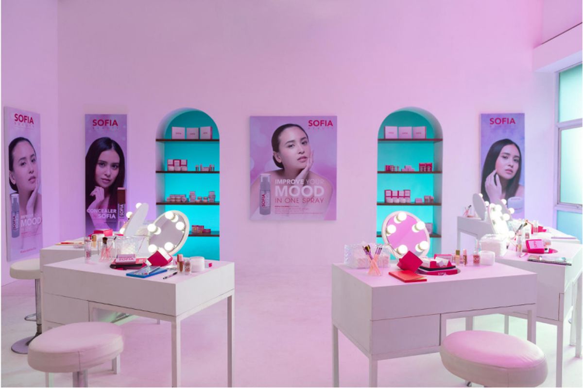 SOFIA Beauty merupakan lini kecantikan milik Sofia Khan di bawah naungan The Light.