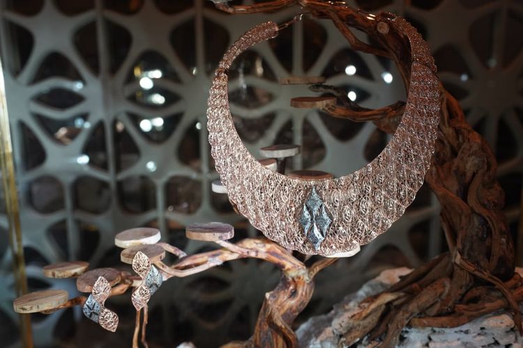 Amero Jewellery dengan koleksi terbarunya: Lavani Borobudur Series Rhombus Kawung