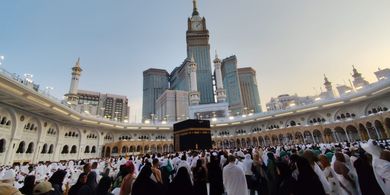 Arab Saudi Bantah Isu Bom Bunuh Diri di Masjidil Haram 