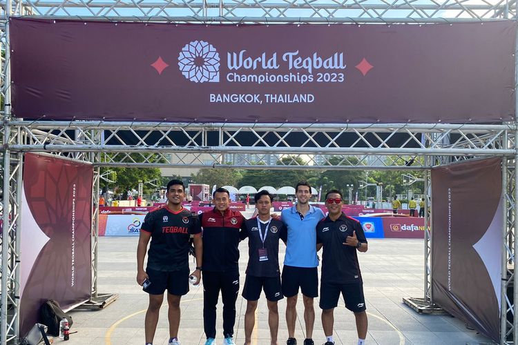 Teqball Indonesia mengikuti Teqball World Championship 2023 yang berlangsung di Bangkok Arena, Thailand, pada 29 November-3 Desember 2023. 