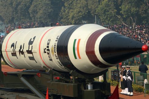 India Uji Coba Rudal Balistik Agni-5 dengan Jarak Tempuh 5.000 Km