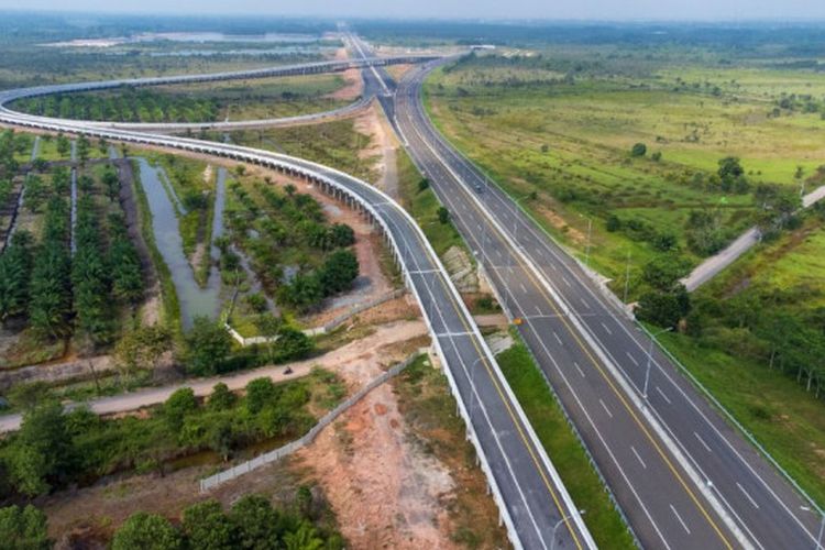 Seksi 1 Jalan Tol Simpang Indralaya - Muara Enim Dukungan Konektivitas Trans Sumatera Progres Konstruksi Capai 79,79 persen pada 10 Juni 2022.
