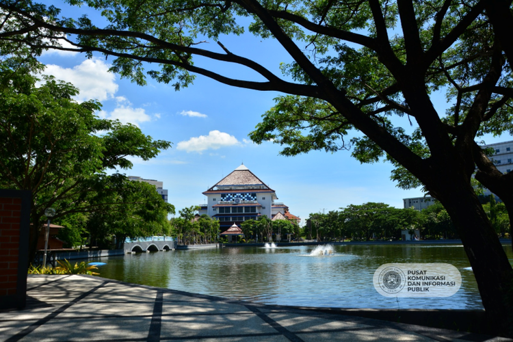 Universitas Airlangga (Unair) berhasil mempertahankan peringkatnya sebagai kampus terbaik di Indonesia dan internasional (10/11/2023) 