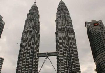 Jembatan di Lantai 41 Menara Petronas, Apa Fungsi Sebenarnya?