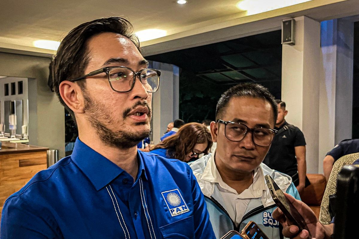 Ketua Umum PAN Zulkifli Hasan (Zulhas) menetapkan Jeje Ritchie Ismail sebagai Ketua Dewan Pimpinan Daerah (DPD) PAN Kabupaten Bandung Barat (KBB), Jumat (16/5/2025).