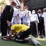 Sambil Bersujud, Atlet Taekwondo Thailand Persembahkan Medali Emas Olimpiade ke Sang Ayah 