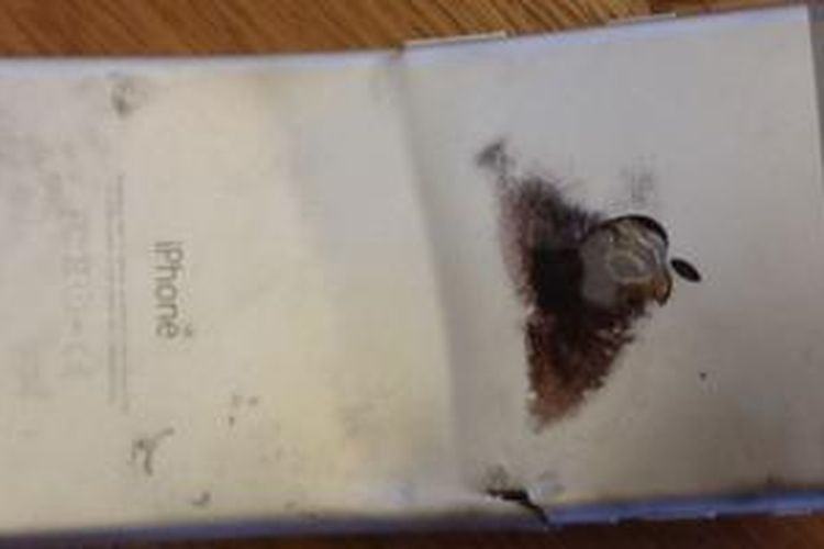 iPhone 6 milik Phillip Lechter yang membengkok dan terbakar