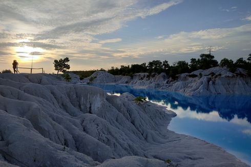 4 Tempat Liburan di Bangka Tengah, Ada Danau Kaolin yang Airnya Biru