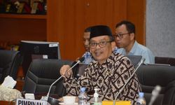 Komisi X DPR Desak Kemendikbud Ristek Sosialisasikan Kebijakan Anggaran Seleksi Guru PPPK