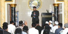 Ridwan Kamil Ajak Ulama Kabupaten Bandung Barat Ikut Berdakwah di “English for Ulama” 2020