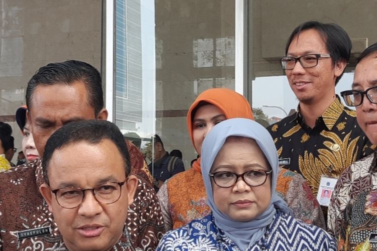 Gubernur DKI Jakarta, Anies Baswedan saat melakukan kunjungan kerja ke kantor Walikota Jakarta Barat, Rabu (2/10/2019)