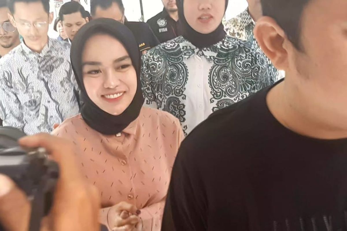 Pengusaha dan influencer Medina Zein saat ditemui di Polda Metro Jaya, Semanggi, Jakarta Selatan, Jumat (3/1/2020).