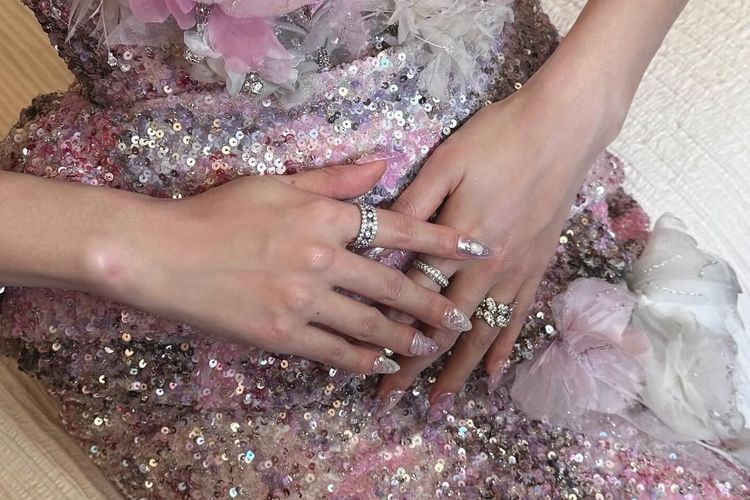 Tren Makeup Met Gala 2026, dari Inner Corner Glow hingga Kuku Metalik