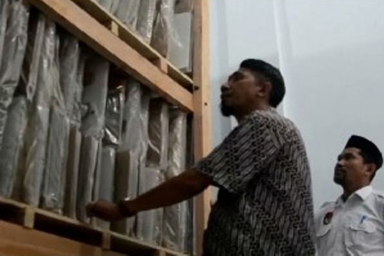 Amankan dokumen pemilu, gudang logistik kpu sulbar gunakan rak kayu hingga racun serangga 