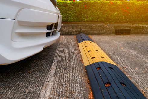 Speed Bump Pulomas Meresahkan, Bikin Polisi Tidur Bukan Asal Tinggi